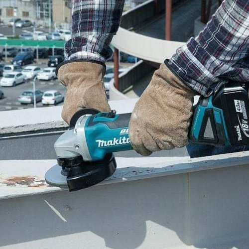 Аккумуляторная болгарка Makita DGA504Z