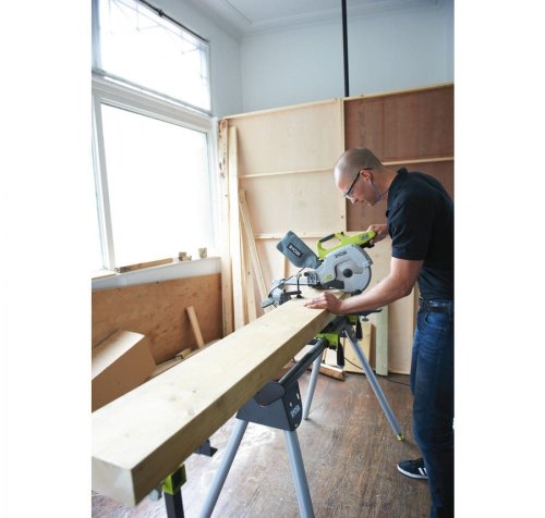 Торцювальна пилка Ryobi EMS216L