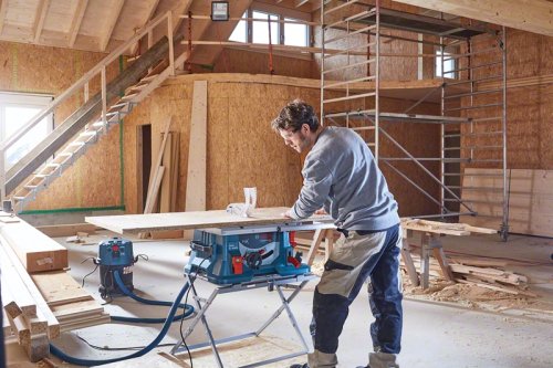 Циркулярно (распиловочный) станок Bosch Professional GTS 635-216 0601B42000