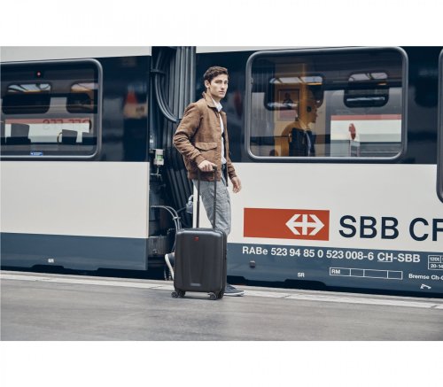 Чемодан Wenger Zenyt Малый Черный 610157