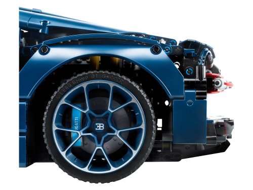 Конструктор LEGO Technic Bugatti Chiron 42083