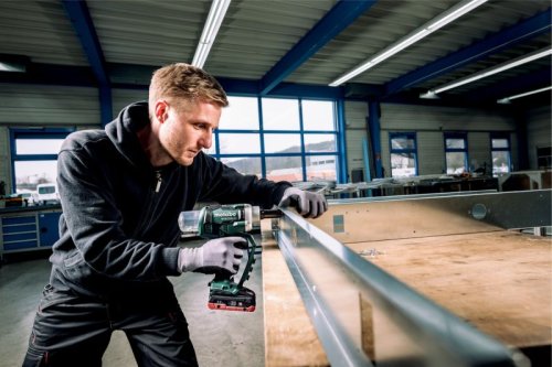 Акумуляторний заклепувальний пістолет Metabo NP 18 LTX BL 5.0 LiHD 2x4.0 Ач