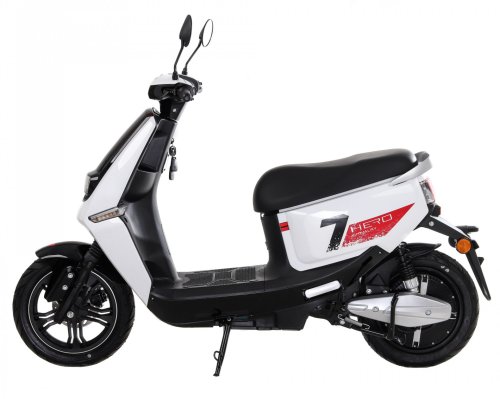 Електроскутер YADEA S-Like Black-Yellow