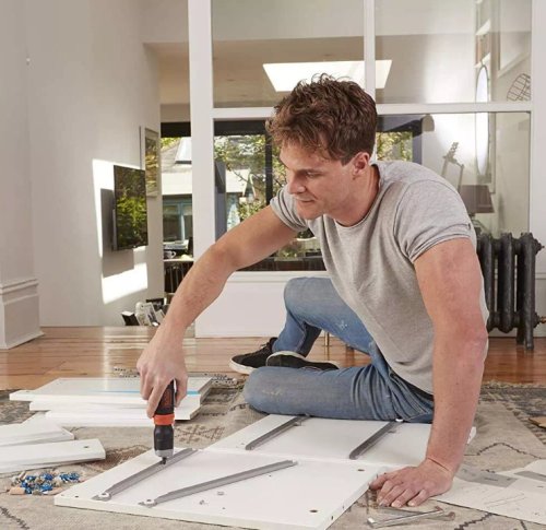 Викрутка на батарейках Black + Decker BCF601C