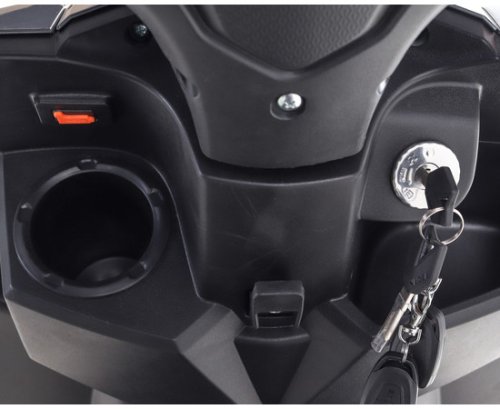 Электроскутер YADEA S-EAGLE белый