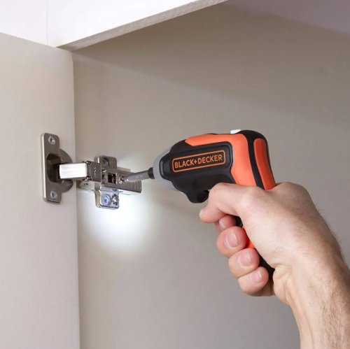 Отвертка аккумуляторная Black+Decker BCF611CK
