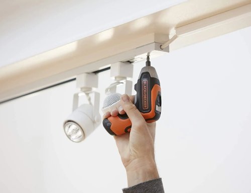 Отвертка аккумуляторная Black+Decker BCF611CK
