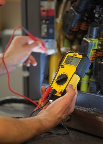 Мультиметр цифровой Stanley FatMax FMHT82565-0