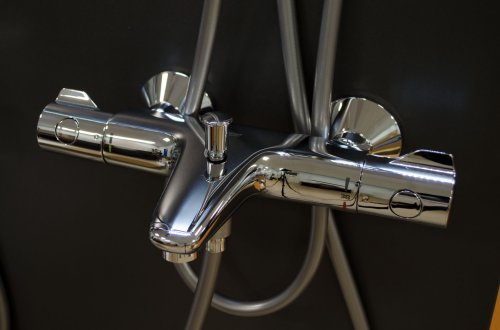 Смеситель для ванны Grohe Grohtherm 800 с душевой лейкой Grohe Rainshower Smartactive Cube 130