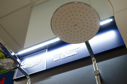 Душевая система Grohe New Tempesta 200 27389002 + смеситель для душа Grohe BauLoop 23340000