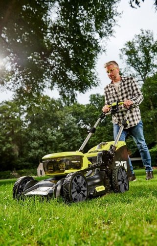 Аккумуляторная газонокосилка Ryobi MAX POWER RY36LMX46A-140