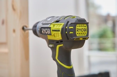 Набор из трех инструментов Ryobi ONE+ R18PDBL-252VTT