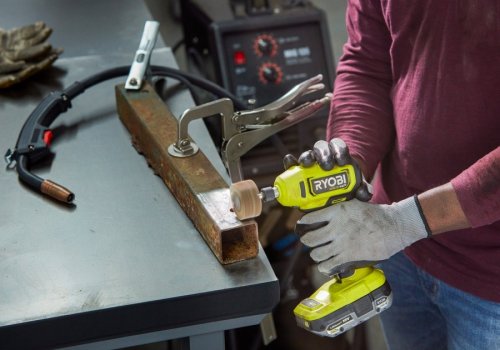 Шлифмашина полировальная угловая Ryobi ONE+ RDG18C-0