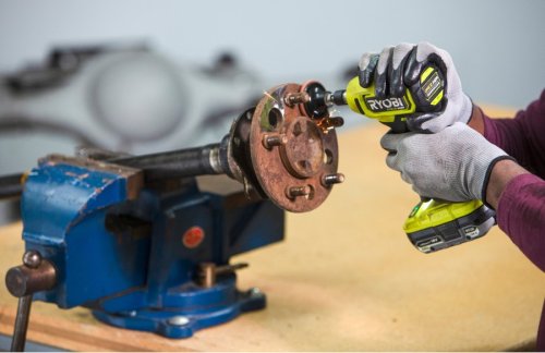 Шлифмашина полировальная угловая Ryobi ONE+ RDG18C-0