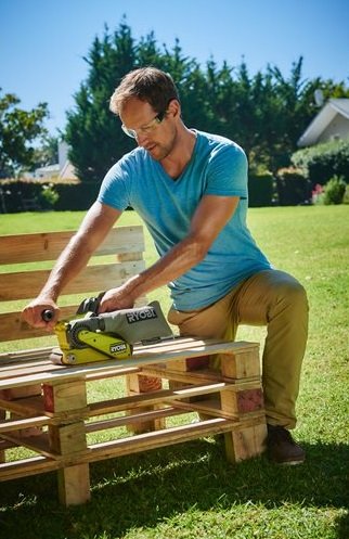 Шлифмашина ленточная Ryobi ONE+ R18BS-0