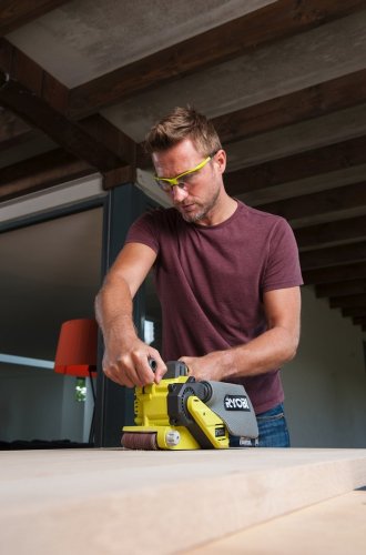 Шлифмашина ленточная Ryobi ONE+ R18BS-0