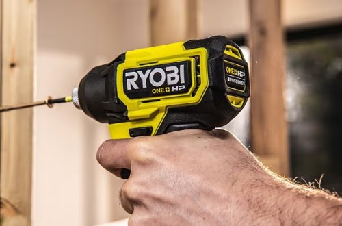 Гайковерт импульсный Ryobi ONE+ RID18C-0