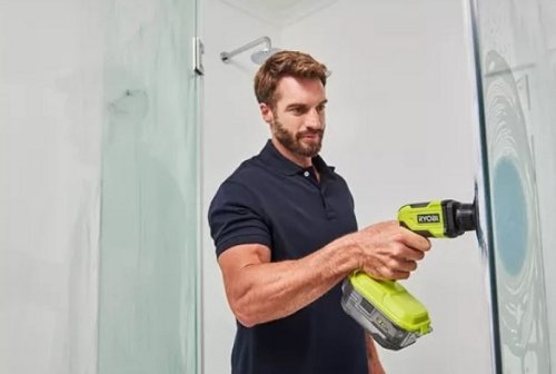 Щеточная машина Ryobi ONE+ R18CPS-0