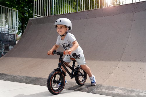 Беговел Miqilong RVA Черный 12" ZCY-RVA12-BLACK