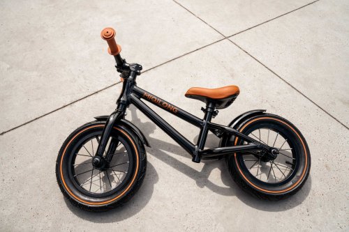 Беговел Miqilong RVA Черный 12" ZCY-RVA12-BLACK