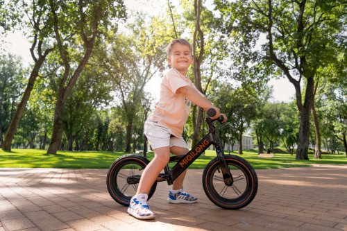 Беговел Miqilong HPA Черный 12" ZCY-HPA12-BLACK