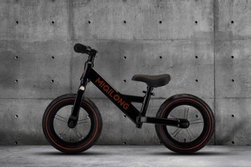 Беговел Miqilong HPA Черный 12" ZCY-HPA12-BLACK