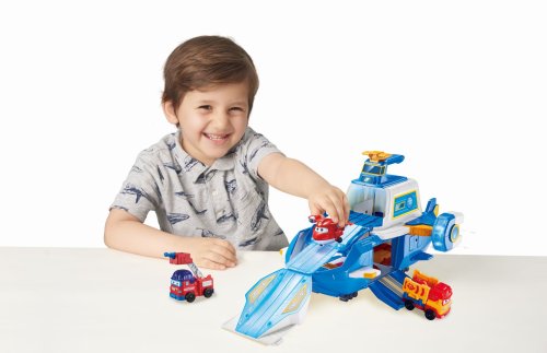 Игровой набор Super Wings Air Moving Base, Воздушная База, свет, звук EU740831