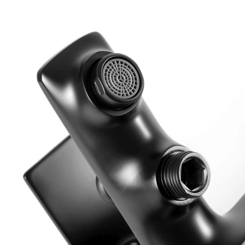 Смеситель для ванны REA Mayson Black REA-B9634