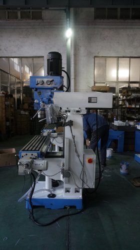 Консольный вертикально- фрезерный станок 9craft 7550V