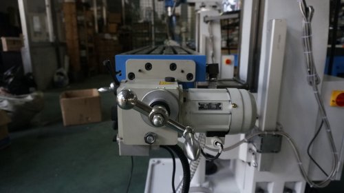 Консольный вертикально- фрезерный станок 9craft 7550V