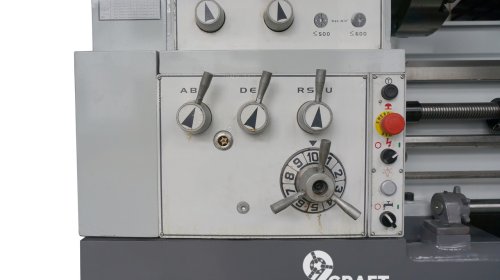 Токарно-гвинторізний верстат 9craft PL560