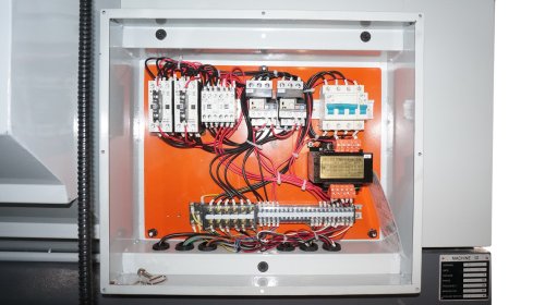 Токарно-гвинторізний верстат 9craft PL560