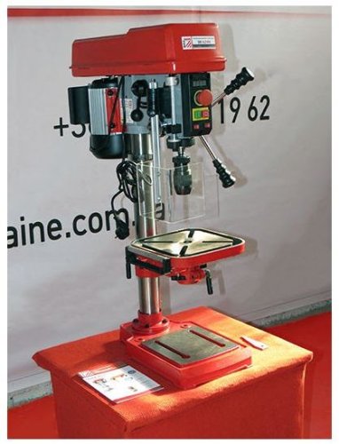 Сверлильный станок по металлу Holzmann SB 162VN