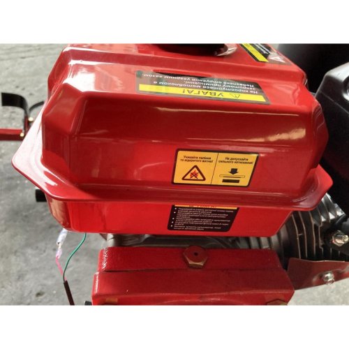 Мотокультиватор Forte 1050G NEW красный колеса 8"