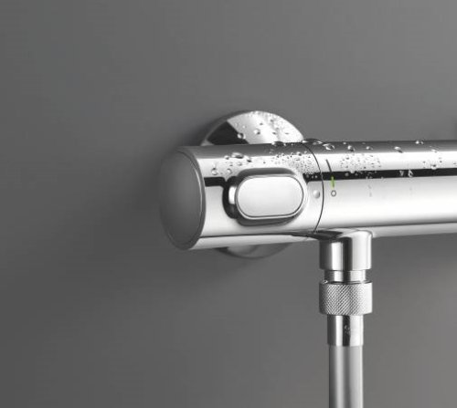 Душевая система Grohe New Tempesta 200 с термостатическим смесителем для душа Grohe QuickFix Precision Flow 27389002+34840000