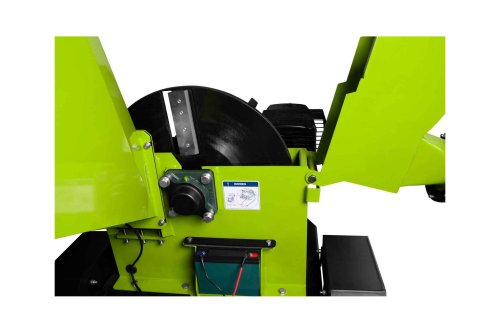 Садовый измельчитель Zipper ZI-HAEK15000