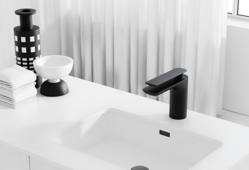 Смеситель для раковины (умывальника) KOHLMAN EXPERIENCE BLACK MATT низкий