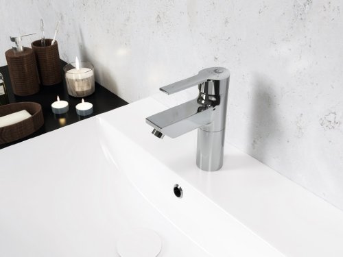 смеситель для умывальника Isvea Vista Basin Mixer (30VS2401I Chrome)