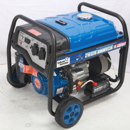 Бензиновый генератор BLUETOOLS BG3500E + масло (3.2 кВт) (220-7010)