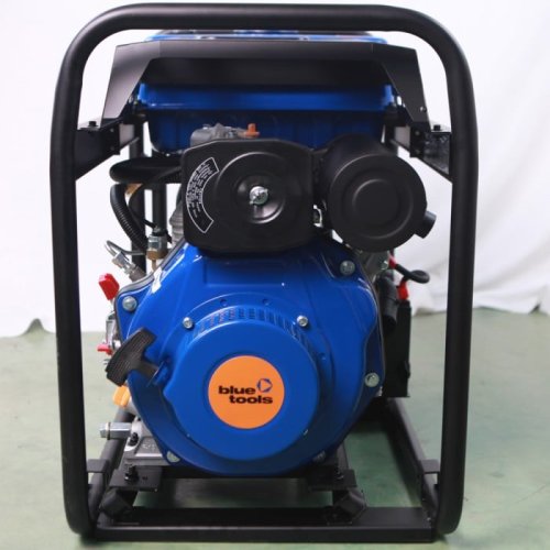 Генератор дизельный BLUETOOLS DG4500E + масло (4 кВт) (220-7009)