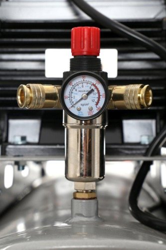 Компрессор масляный трехцилиндровый TAGRED TA307B