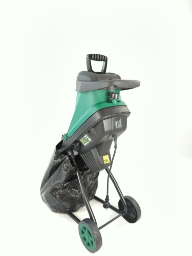 Измельчитель садовый Iron Angel ES2500L