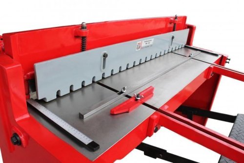 Гильйотина Holzmann TBS 1320