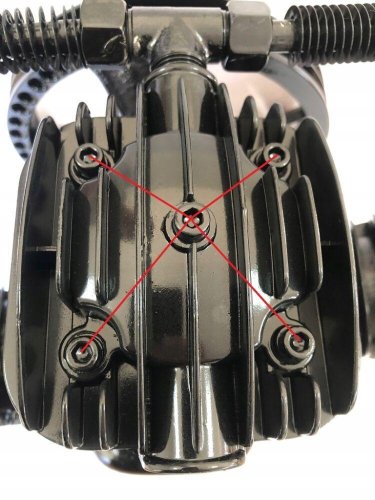 Компрессор масляный трехцилиндровый TAGRED TA324B