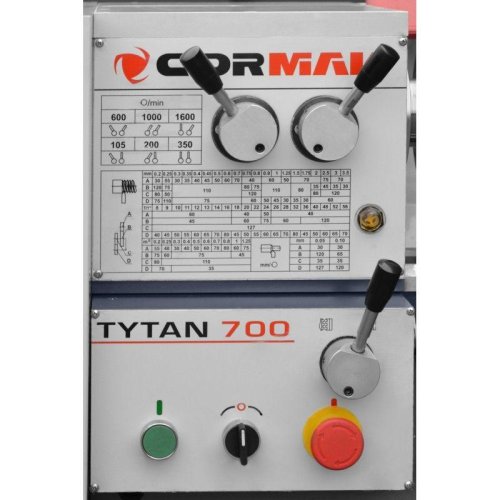 Универсальный токарный станок CORMAK TYTAN 700