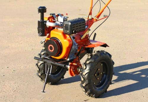 Мотоблок TT-1100B-ZX (редукторный), двигатель 186F (9 л.с.) – дизель.