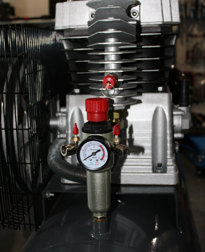 Компрессор рес-200л 760/600л/мин 4кВт 10бар 380В 2 цилиндра