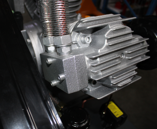 Компрессор рес-300л 2200/1500л/мин 11кВт 10бар 380В 3 цилиндра V-под.