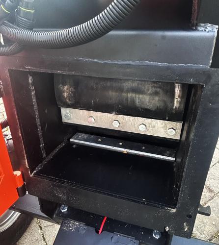 Измельчитель бенз. P4206 15л.с., диам.веток до 15см, барабан с 2 ножами