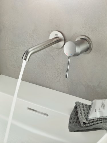 Смеситель для раковины на 2 отверстия L-Size Grohe Essence (29193DC1)